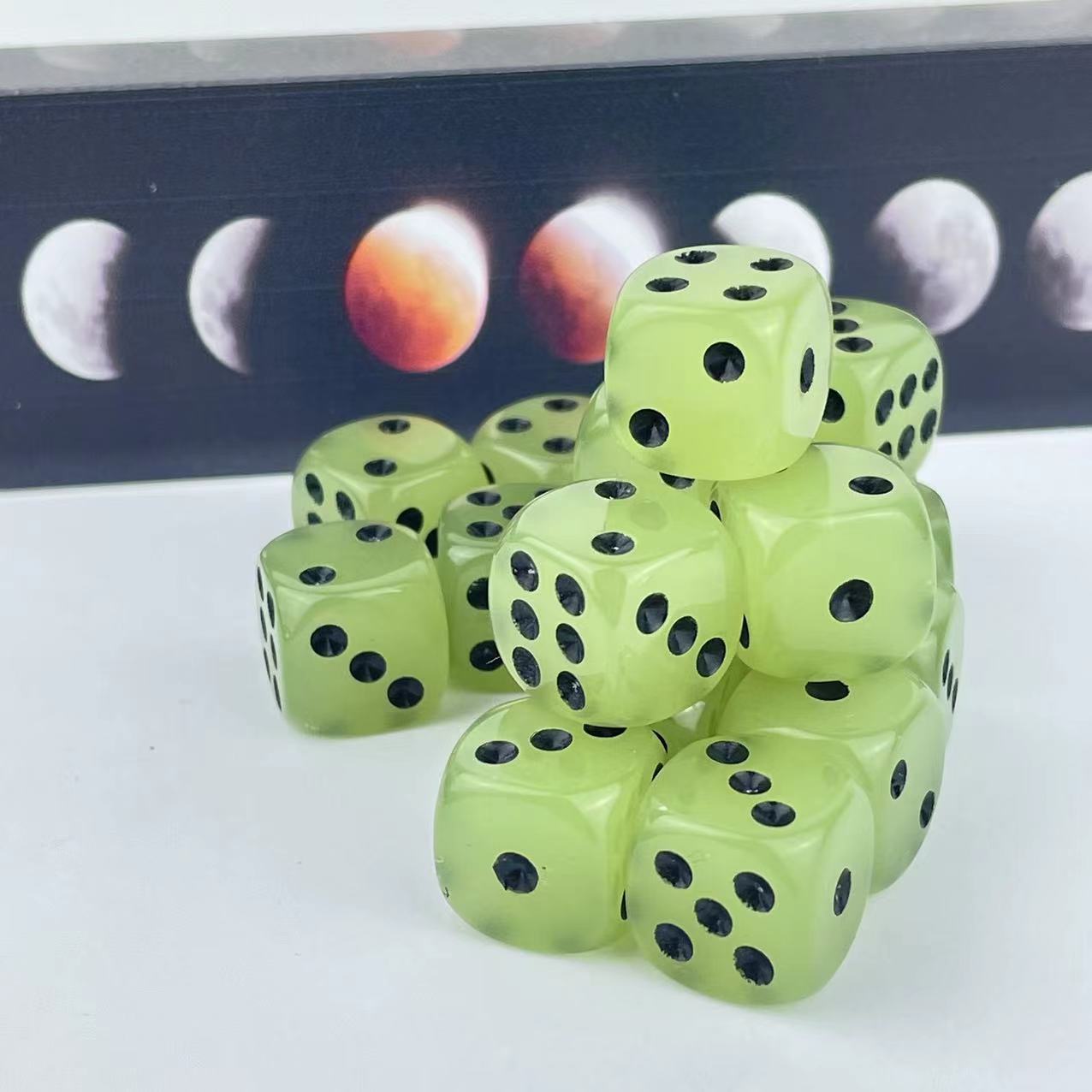 Board Game Yahtzee - 10er-Pack 14 mm D6 sechsseitige, im