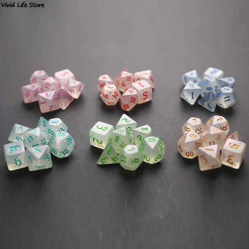 Board Game Dungeons And Dragons - Schillerndes glitzerndes polyed risches Würfelset d4