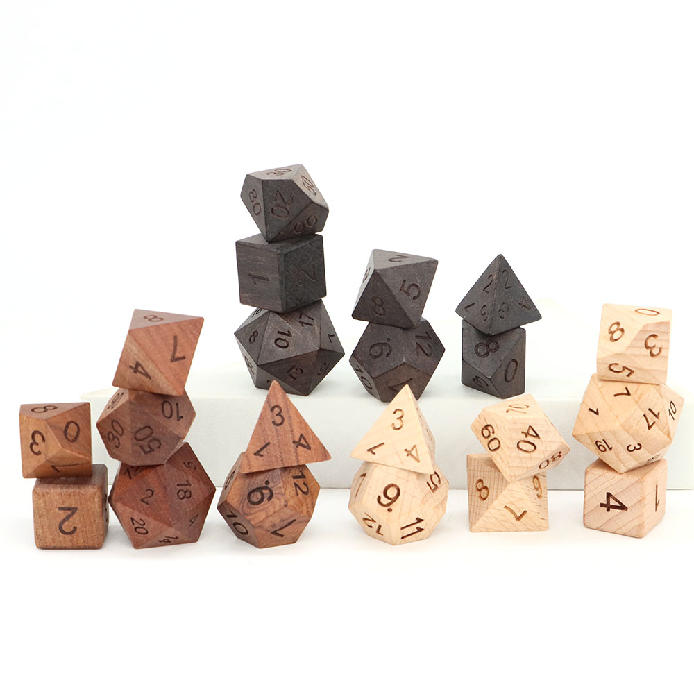 7-teiliges Set Holzwürfel d4-d – Board Game Roleplay Bewertung und Preis